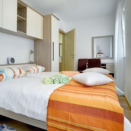 Apartments Elviana Πούλα Εξωτερικό φωτογραφία