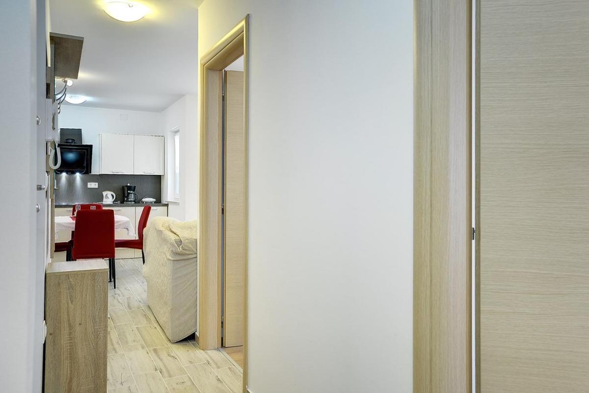 Apartments Elviana Πούλα Εξωτερικό φωτογραφία