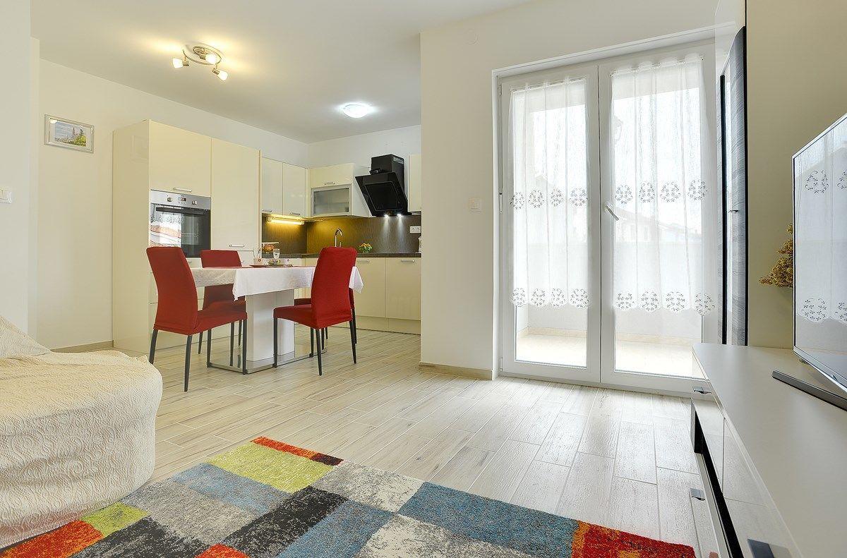 Apartments Elviana Πούλα Εξωτερικό φωτογραφία